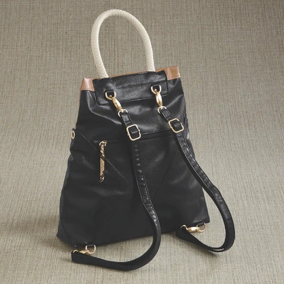 ✨Out of stock NIP Ashro Emika Bag ✨ - Picture 5 of 5